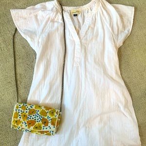 Gorgeous anthropologie + Vera Bradley beaded floral clutch purse with strap